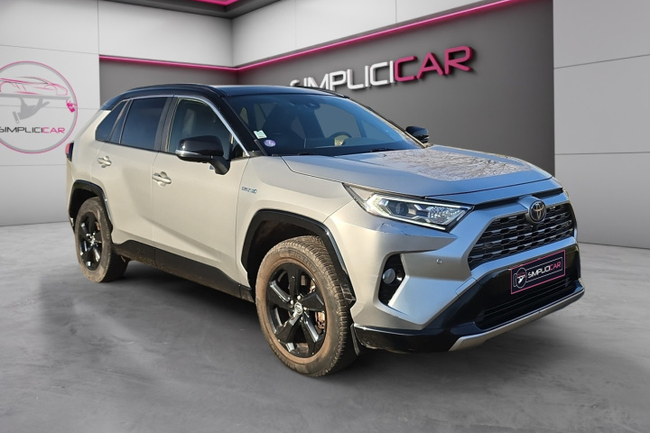 TOYOTA RAV4 HYBRIDE PRO