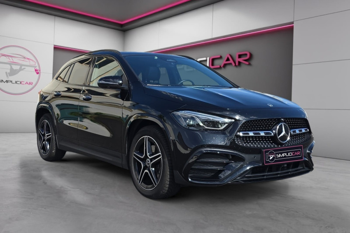 MERCEDES GLA